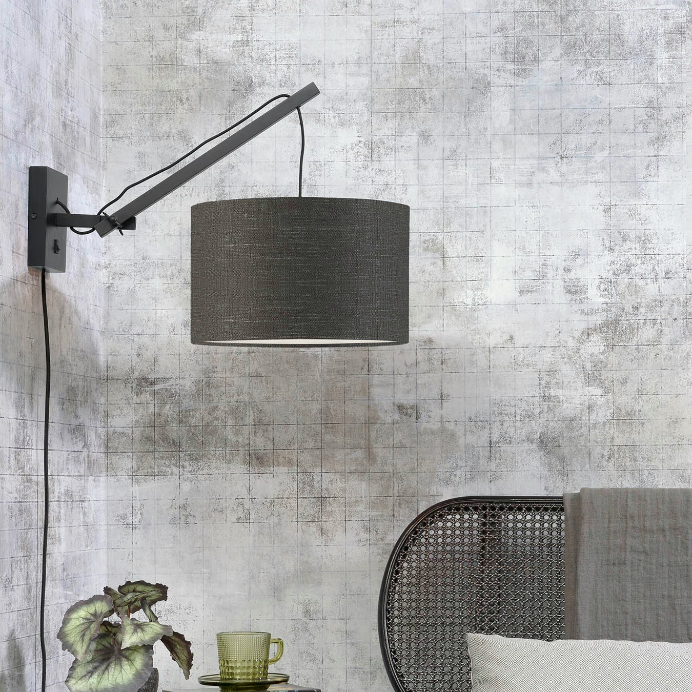 Andes Wall Lamp - Black / Dark Grey