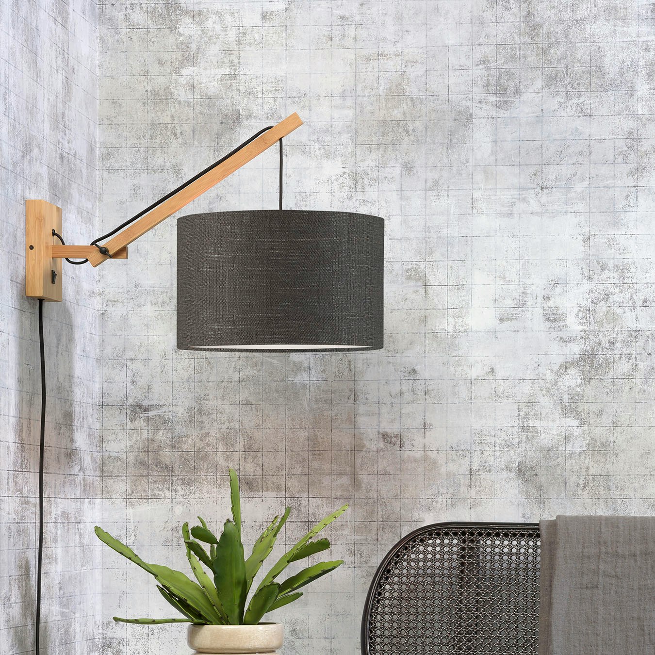 Andes Wall Lamp - Natural / Dark Grey
