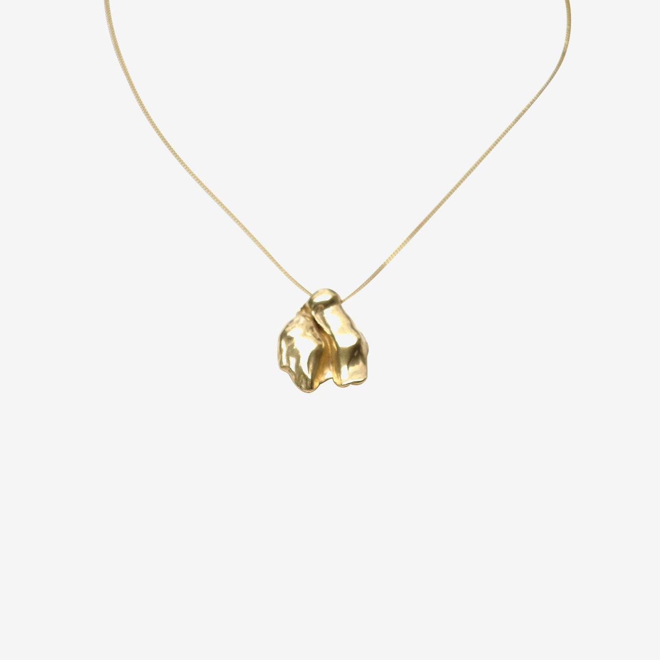 Pamela Pendant Large - Gold by Pit Bomans