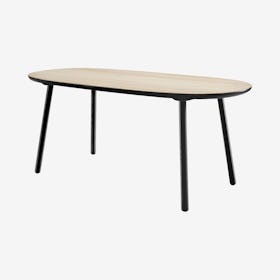 Naïve Dining Table - Oval - Black