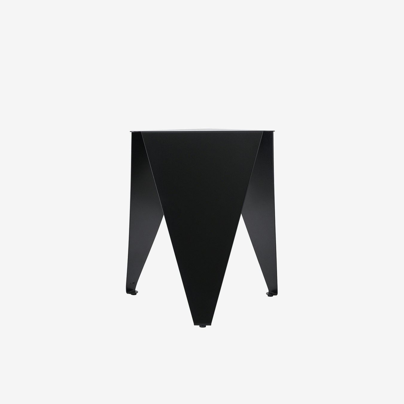 Buddy Side Table In Black