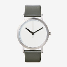 Extra Normal Grande Watch w/ White Face and Grey Calfskin Leather Strap