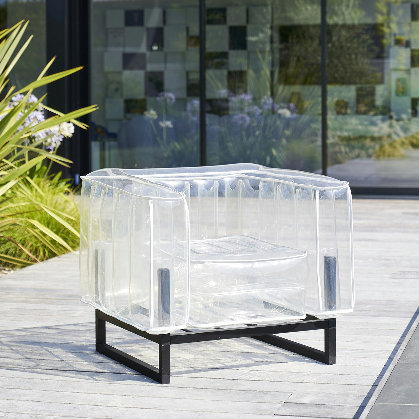 YOMI STYLE Armchair - White
