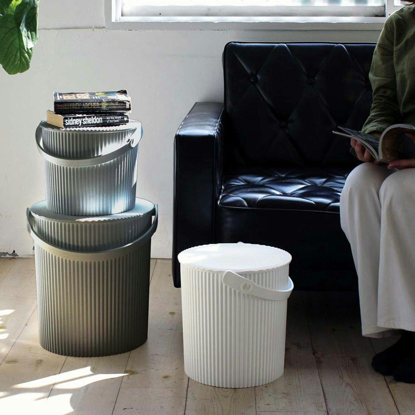 Cestino Laundry & Storage Basket with Lid - White by Hachiman