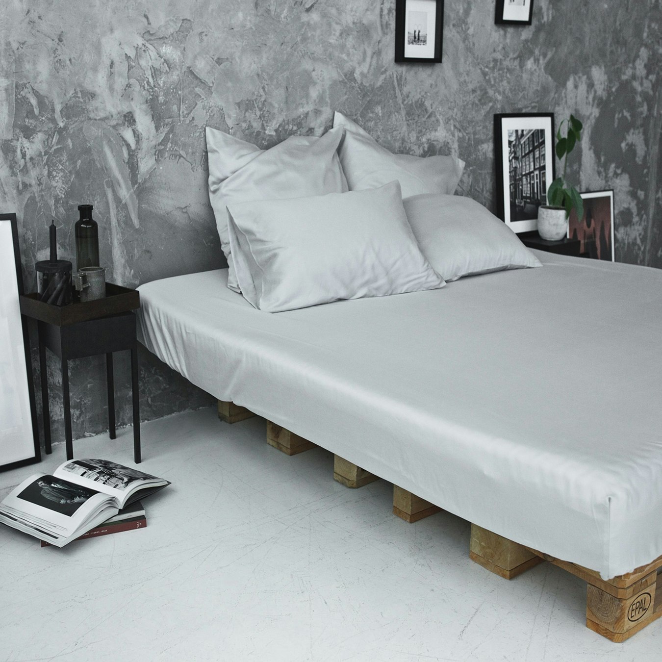 Double Sateen Duvet Set (Duvet Cover + 2 Pillow Cases) - Light Grey