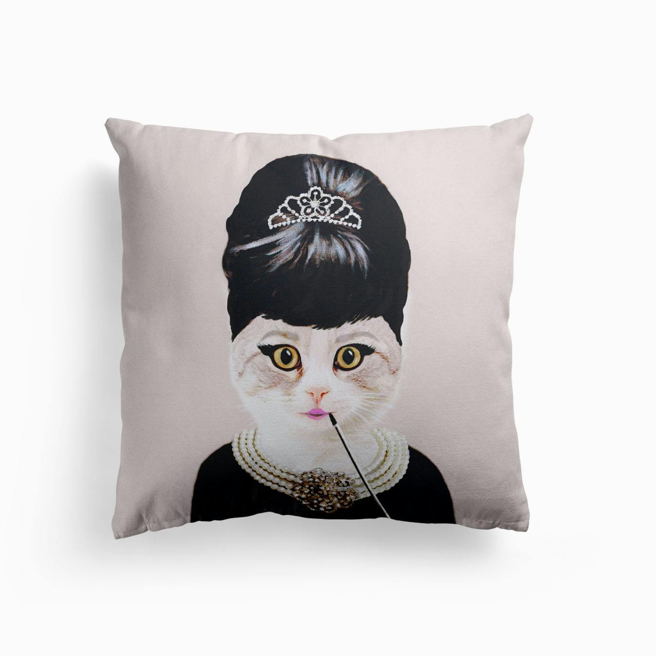 minimalist cushions cat
