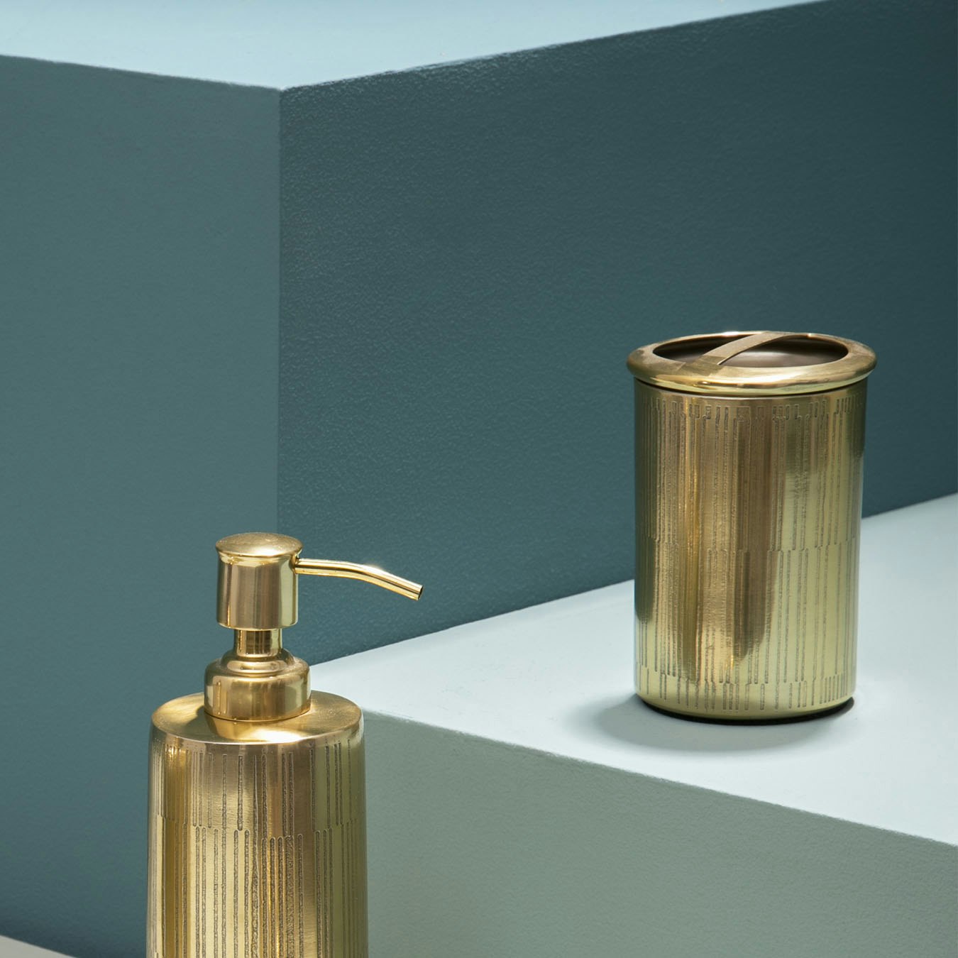 Allegra Toothbrush Holder - Lined Gold by Fifty Five South