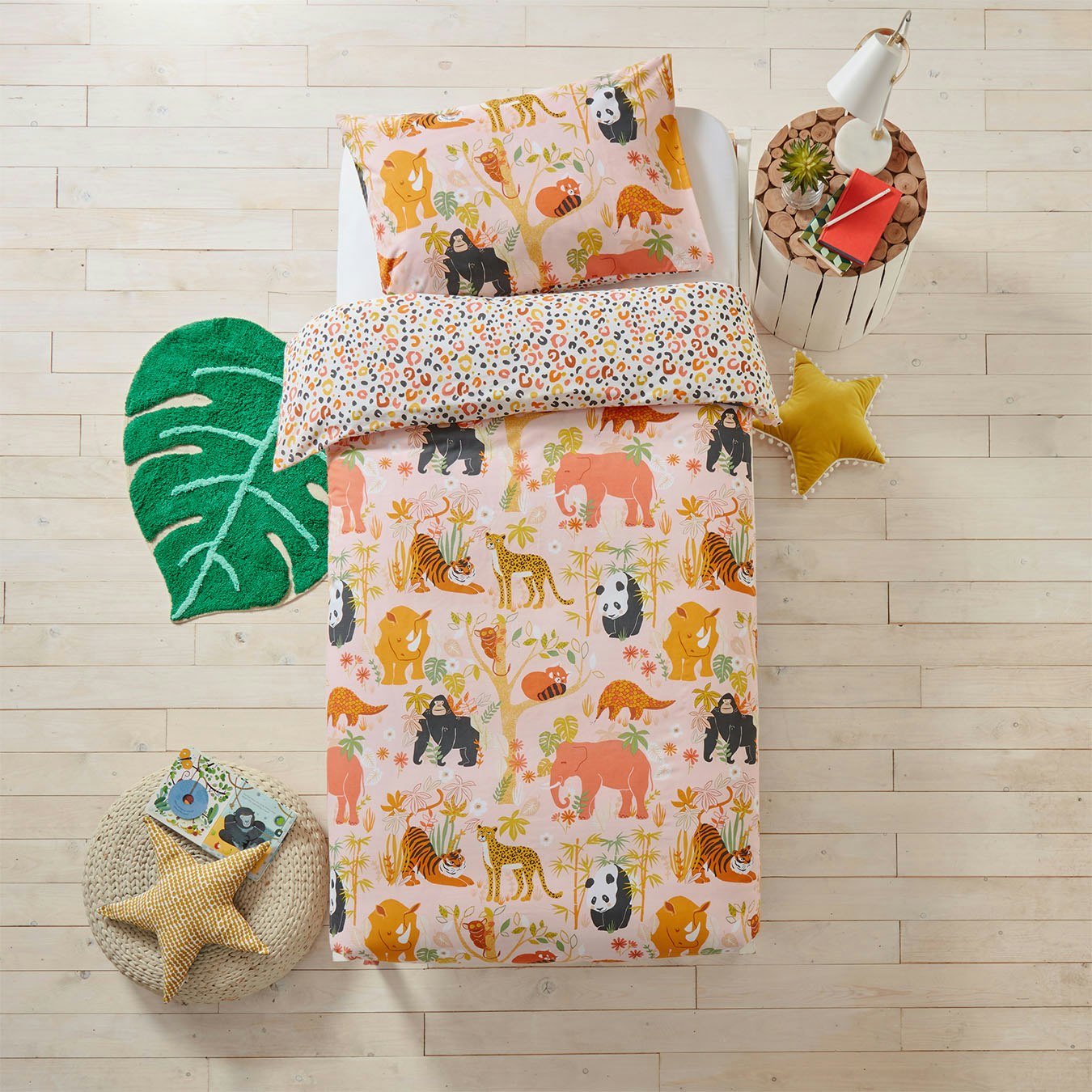Endangered Duvet Set - Multicoloured by Riva Home