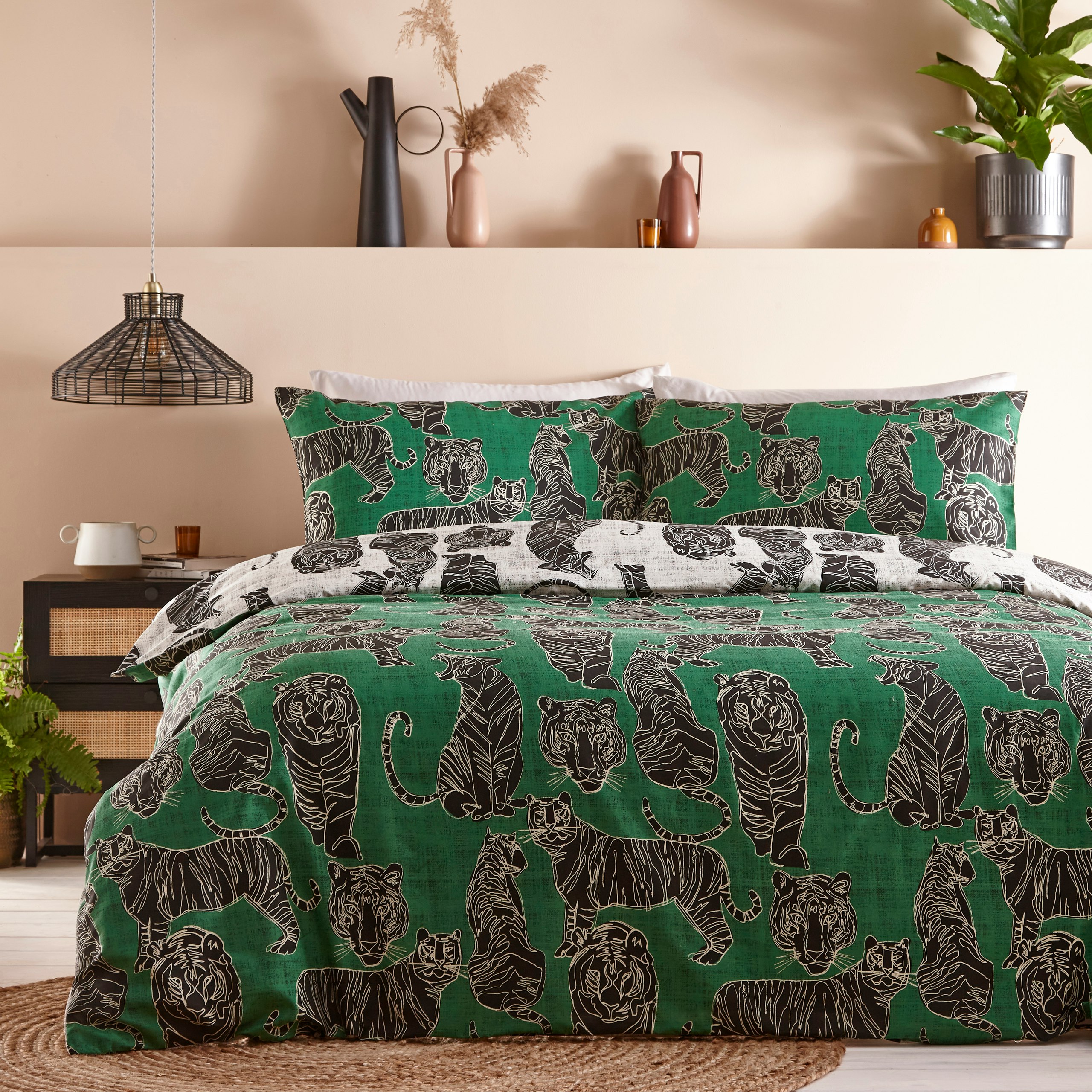 Wildcat Duvet Set - Jungle Green by Riva Home