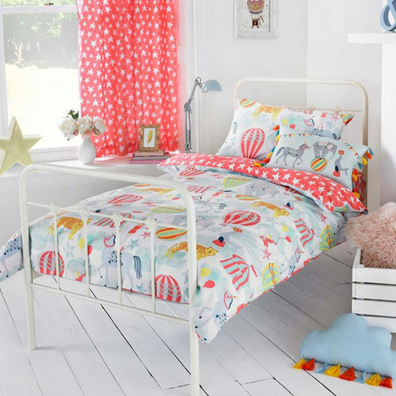 Vintage Kids Circus Duvet Set by Riva Home