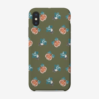 Tiger And Saxifraga Pattern On Green Background Phone Case