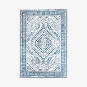 Boho Cottage Medallion Area Rug - Blue / White