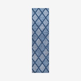 Salines Diamond Trellis Indoor / Outdoor Runner Rug - Navy