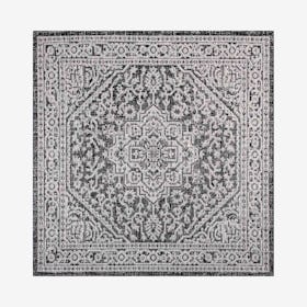 Sinjuri Medallion Textured Weave Indoor / Outdoor Square Area Rug - Gray / Black