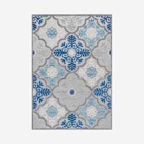 Cassis Ornate Ogee Trellis High-Low Indoor Outdoor Area Rug - Light Gray / Blue