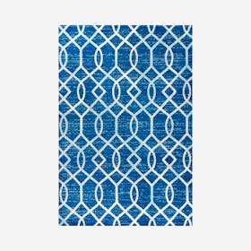 Asilah Ogee Fretwork Area Rug - Blue / Grey