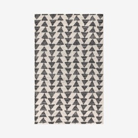 Aisha Moroccan Triangle Geometric Area Rug - Cream / Black