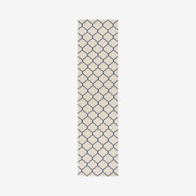 Arabesque Ogee Trellis Indoor / Outdoor Runner Rug - Beige / Navy