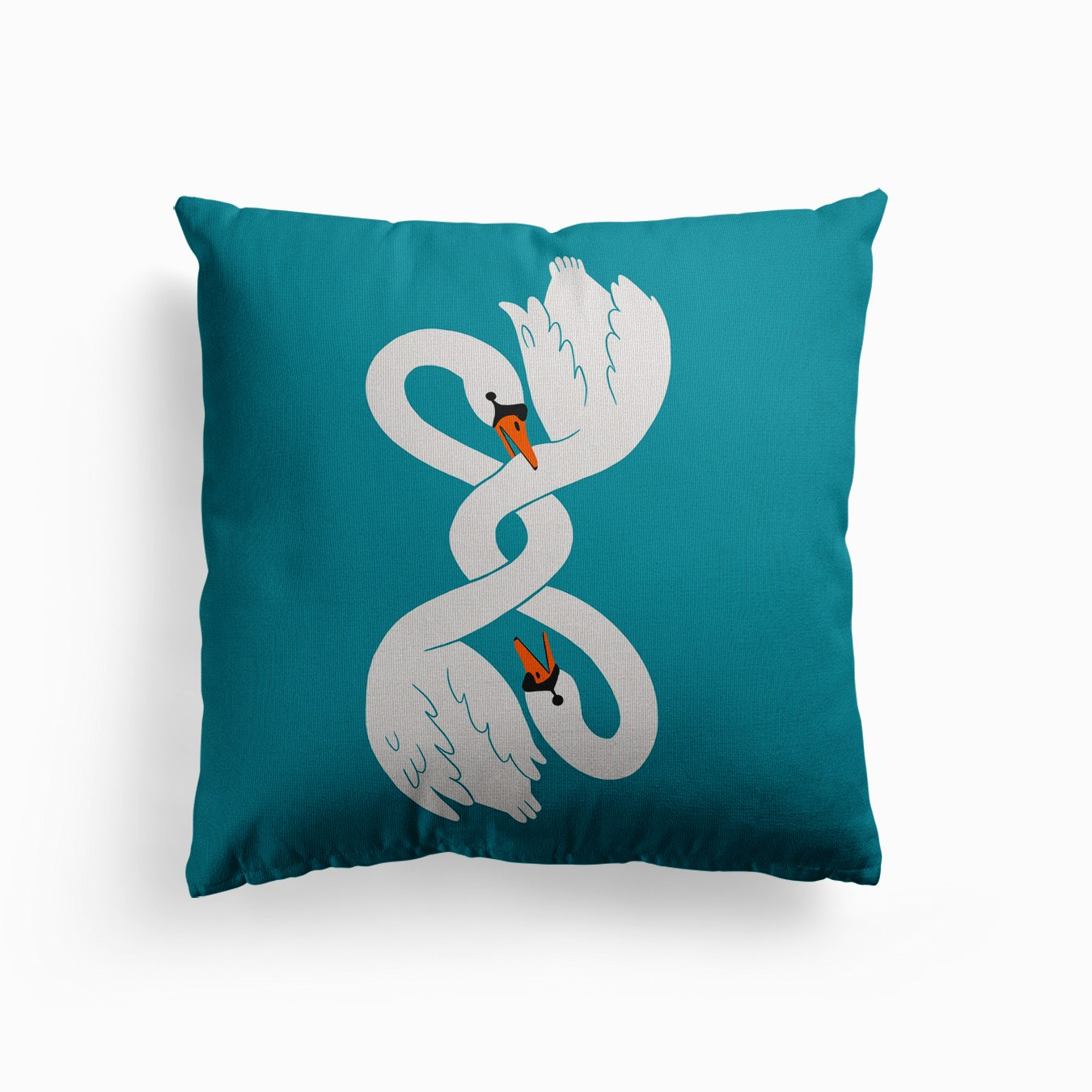 Fighting Swans Canvas Kissen