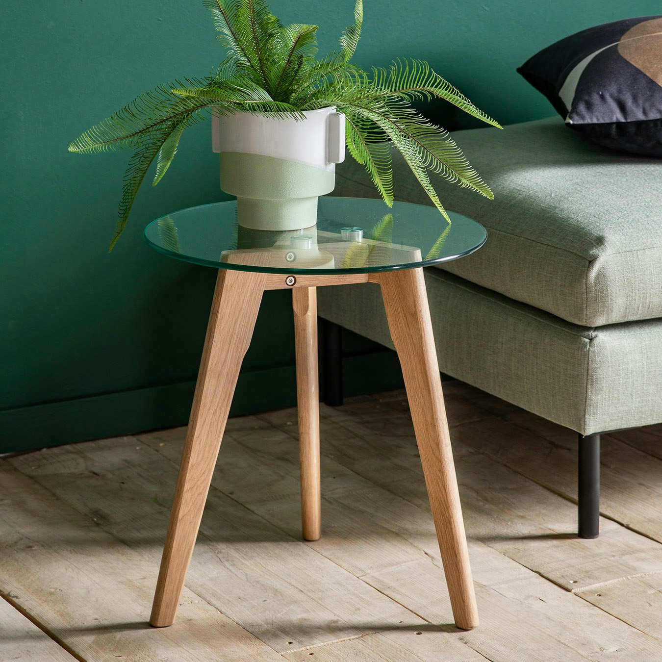 Round Side Table - Oak by E.S. Designs