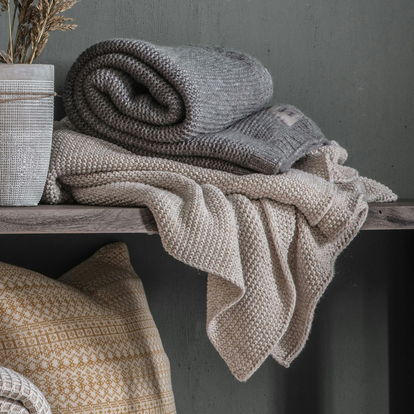 Chunky Knitted Throw - Grey by E.S. Designs