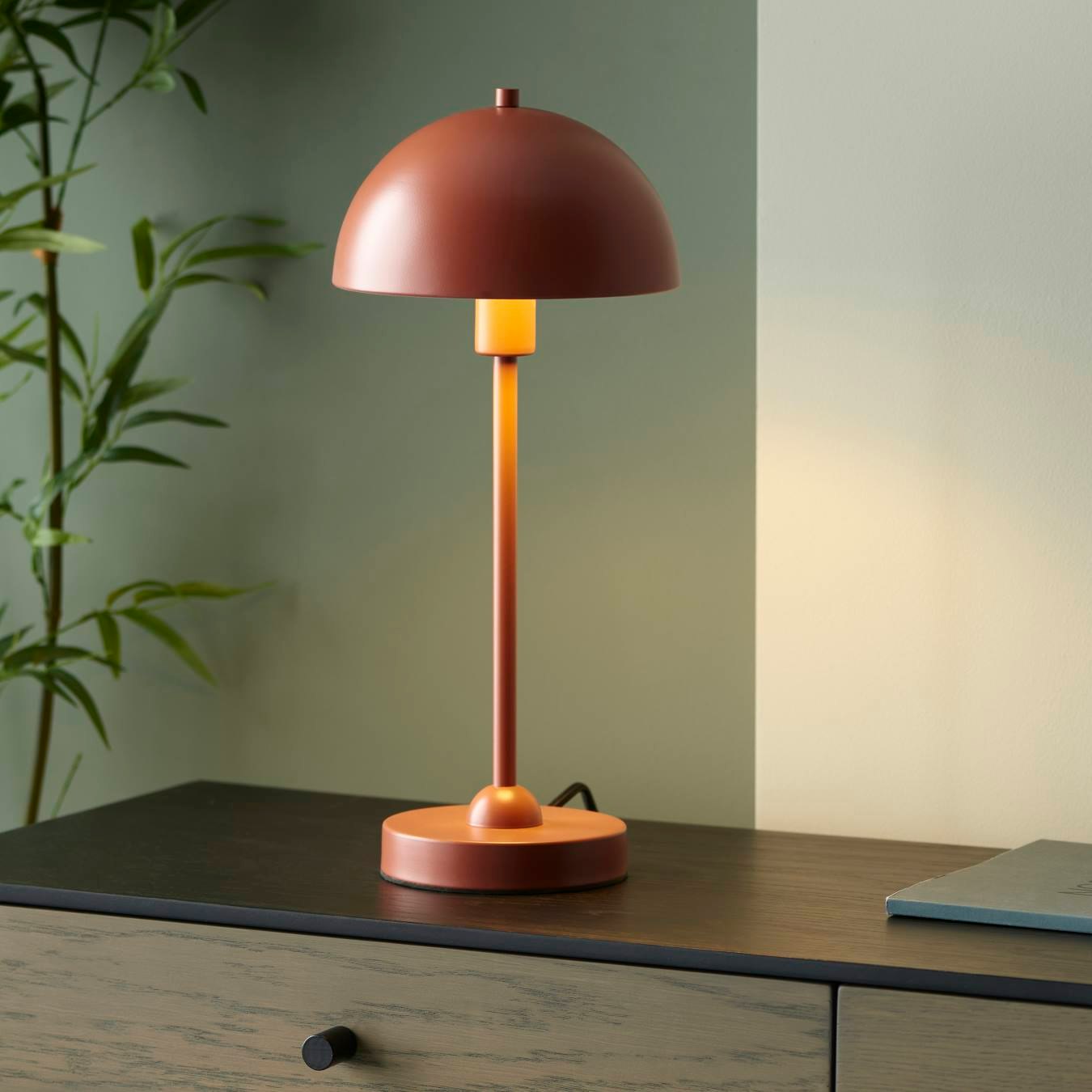 Lettuce Table Lamp - Terracotta by E.S. Designs