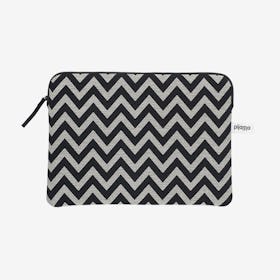 Zip Case for Macbook Pro - Zig Zag