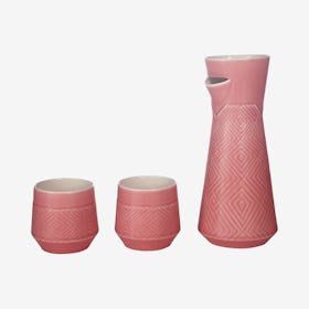 The Miracle Carafe with Cups - Dark Pink - Ceramic - Set of 3