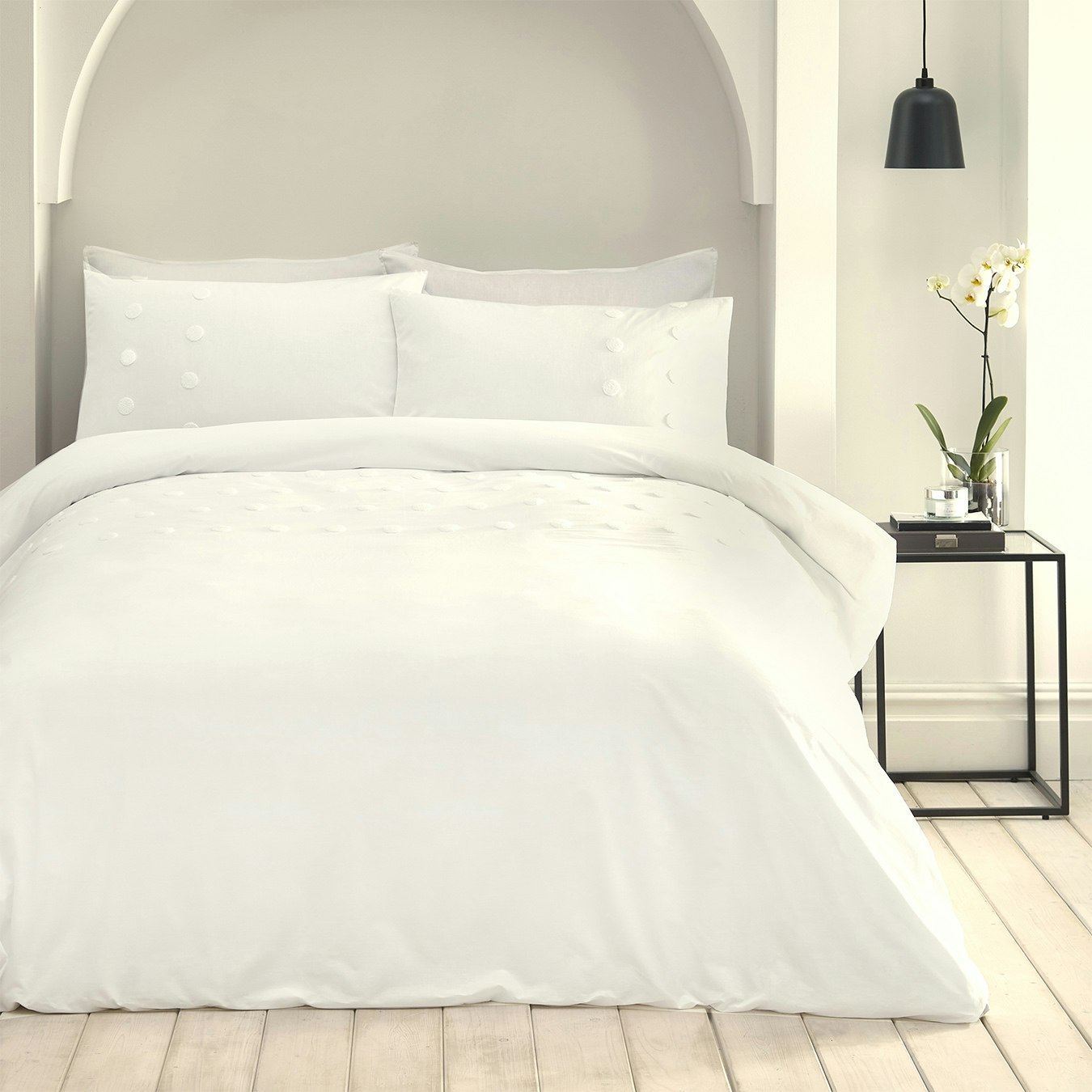 Ayda Tufted Spots Duvet Cover Set - White by Appletree Boutique