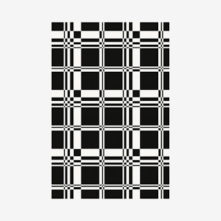 Checkmate Indoor/Outdoor Rug - Black / White