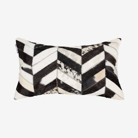 Torino Chevron Pillow - Black / Natural