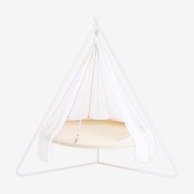 Classic TiiPii Hanging Day Bed with Stand - Natural White / White