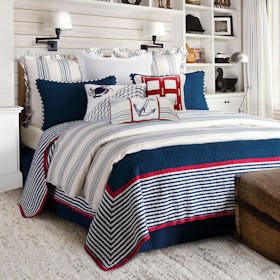 Liberty Quilt Set - White / Blue / Red