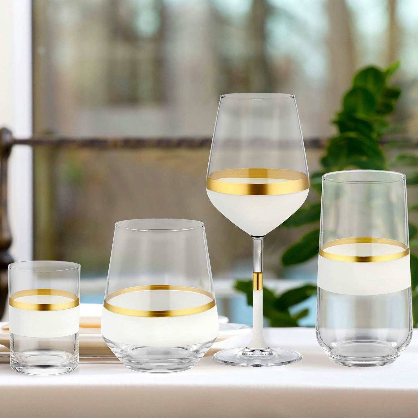 Snow Collection Wine Glasses - Set of 6 by Rozi UK