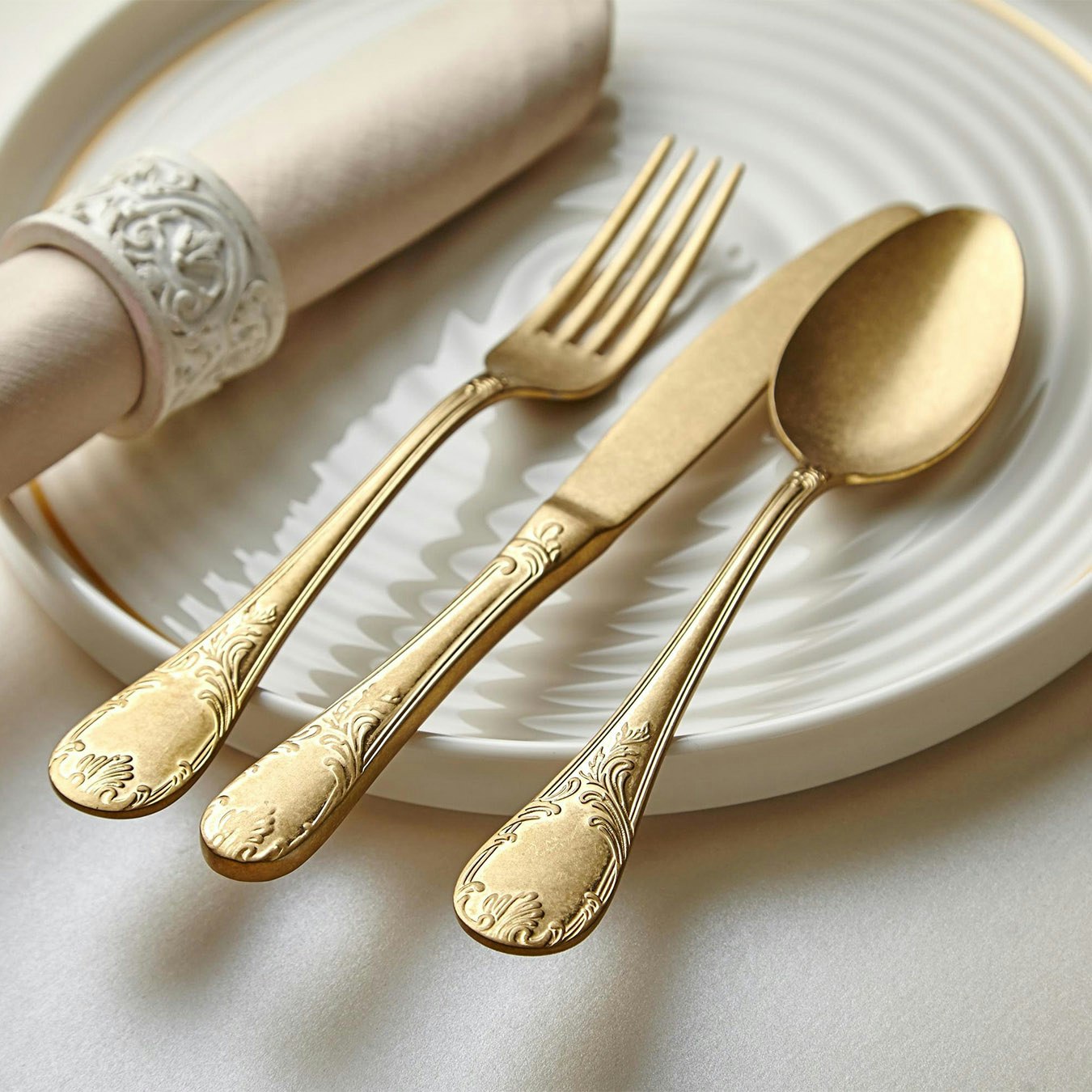 Mensa Collection Cutlery - Set of 42 by Rozi UK