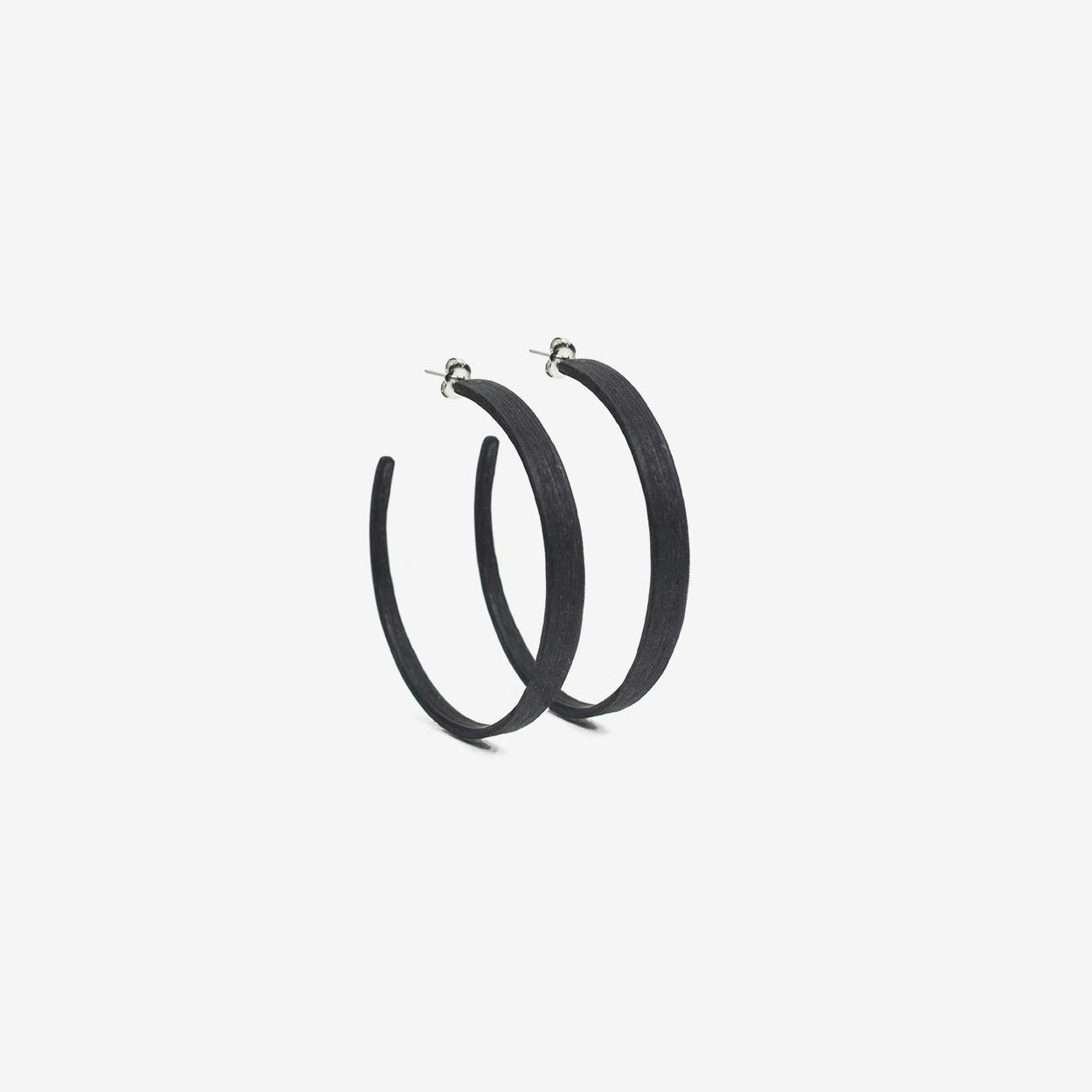 ring earrings black