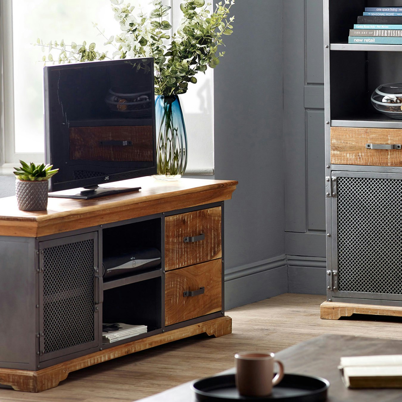 Mesh TV Media Unit by Indian Hub