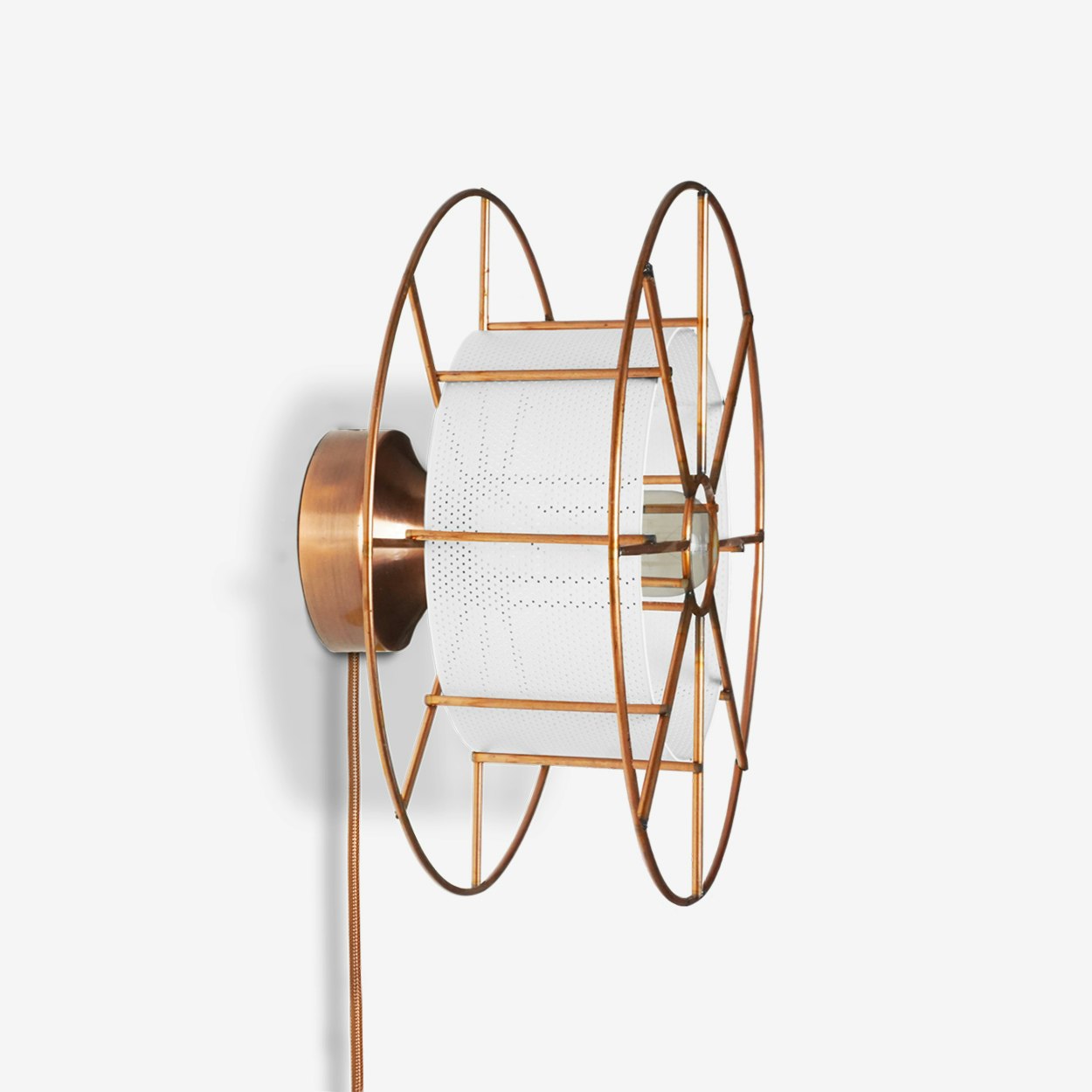 Spool Wall Light in White by Tolhuijs