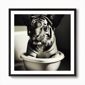 Tiger In A Bowl Un papillon tigré dans un bain bleu Art Print