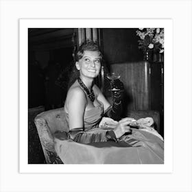 Sophia Loren At The Variety Club Charity Premiere Of “The Key” In The Odeon Art Print