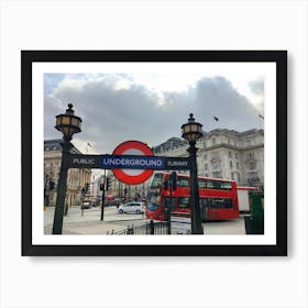 London Underground Sign Picadely Station (UK Series) Art Print