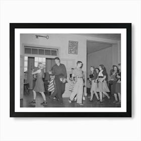 High School Boys And Girls Changing Classrooms, Hermiston, Oregon By Russell Lee Art Print