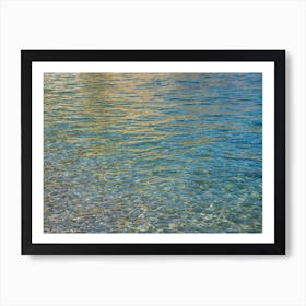 Clear sea water and reflections on the beach Art Print