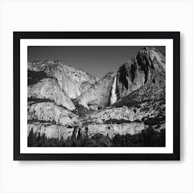 Yosemite Falls III Art Print
