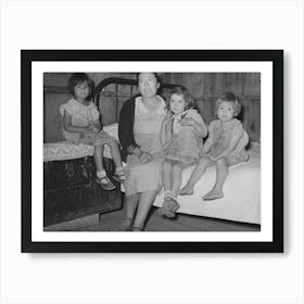 Mexican Mother And Her Children, Crystal City, Texas By Russell Lee Art Print