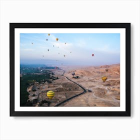 Hot air balloons above Luxor, Egypt 2 Póster