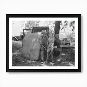 Untitled Photo, Possibly Related To Veteran Migrant Agricultural Worker With His Daughter Camped On Arkansas Riv Art Print