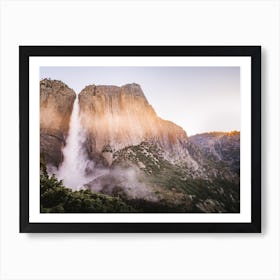 Yosemite Falls Art Print