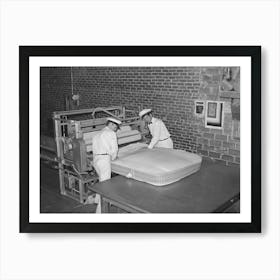 Filling Mattress Case With Cotton Linters, Mattress Factory, San Angelo, Texas By Russell Lee Affiche