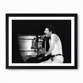 Freddie Performing With Queen, 1980 Art Print